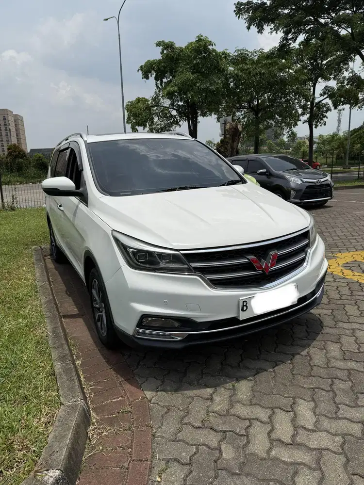 Wuling Cortez 2018 L Lux Plus Putih AT Matic