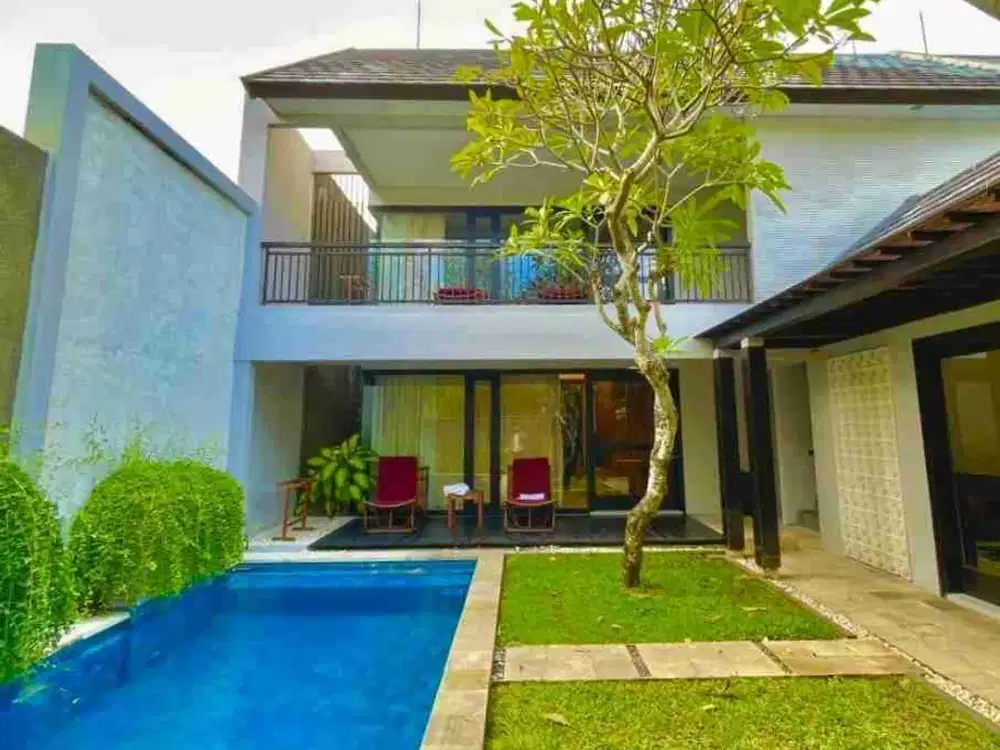 Jual Villa 2lt Lokasi Jl Nakula Seminyak area Investasi Strategis dekat Pantai.