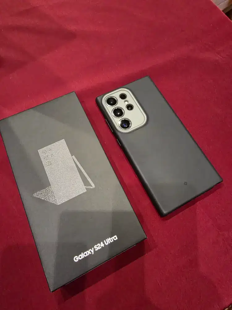 Samsung s24 ultra 256gb like new mulus lengkap SEIN