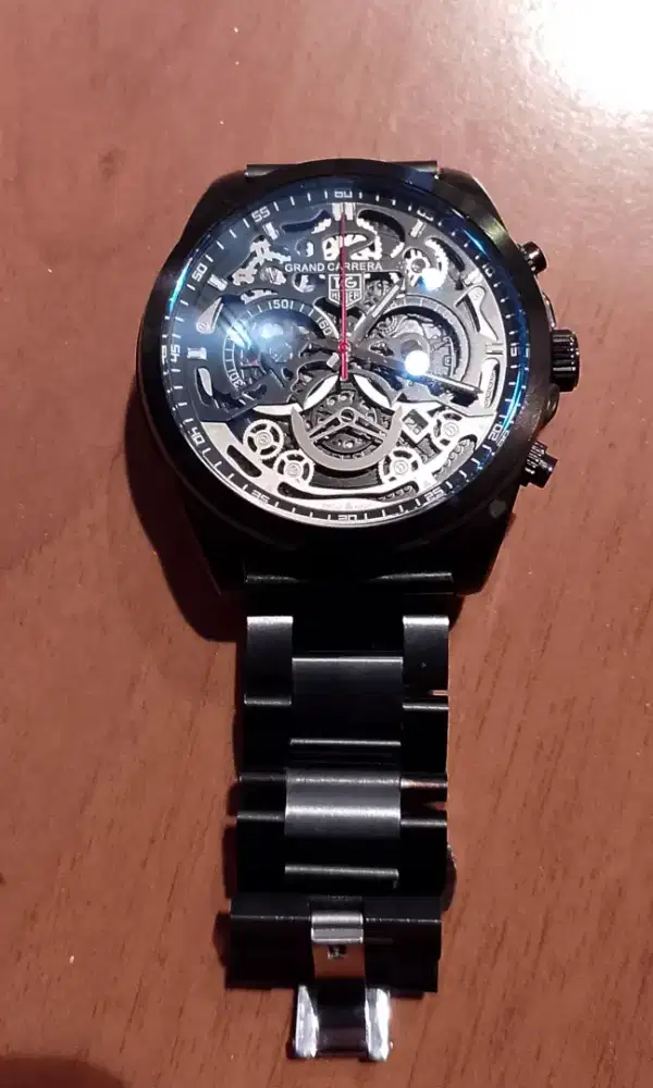 Jam premium tag Heuer CR7
