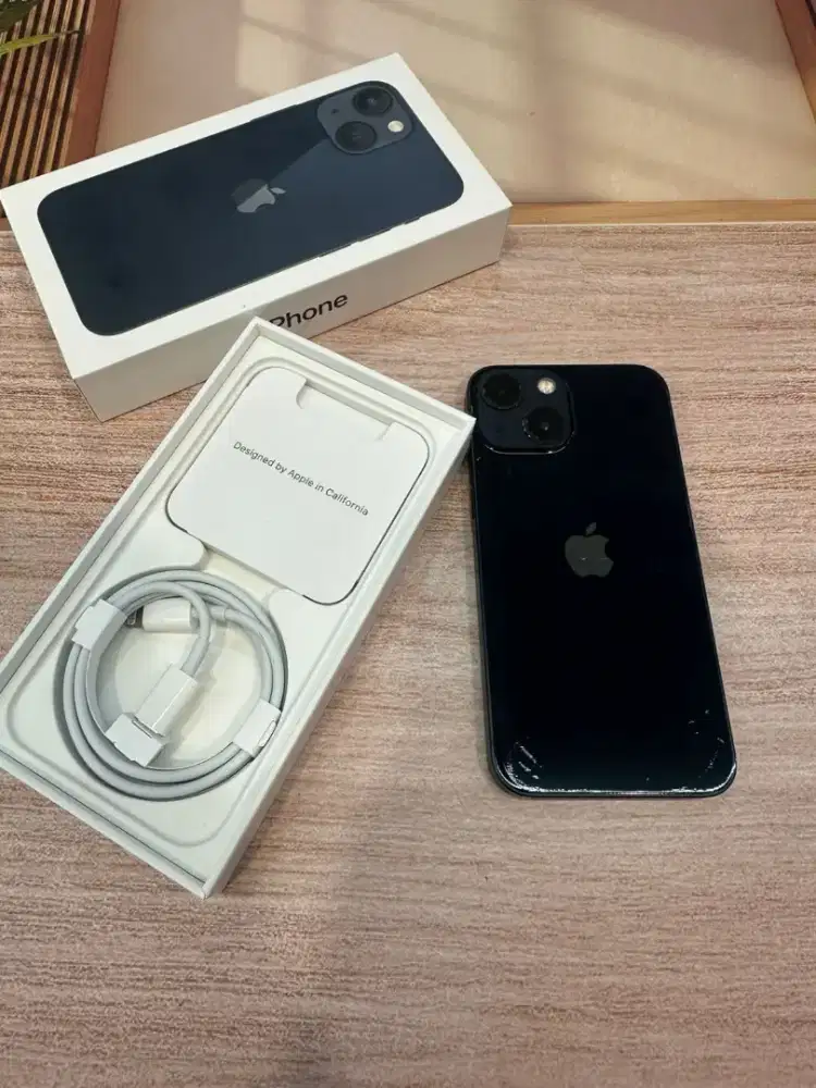 Apple iPhone 13 Mini 256GB Midnight Eks iBox Lengkap