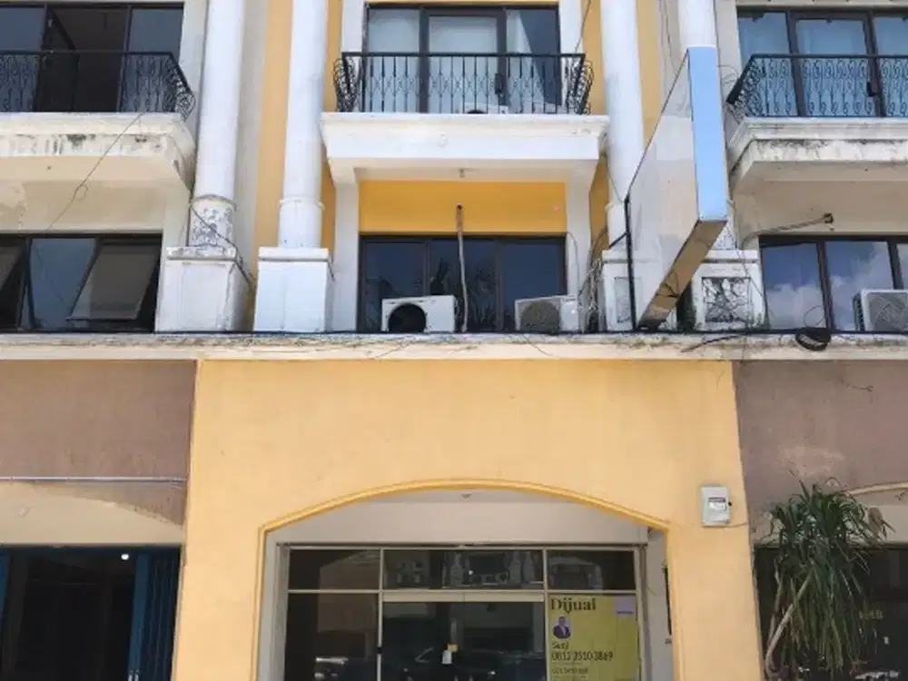 Ruko Rich Palace 4 Lantai Bagus Lokasi Ramai dan Strategis di Mayjend Sungkono, Surabaya