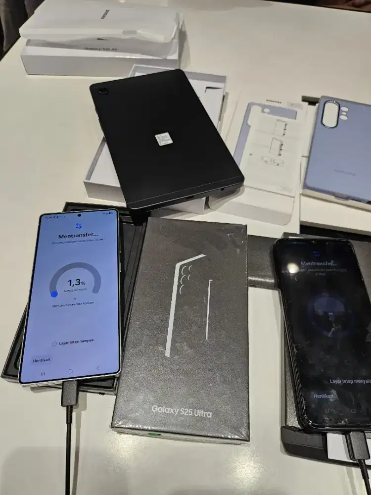 Samsung S25 Ultra 12/512 free buds3 & Speker premium