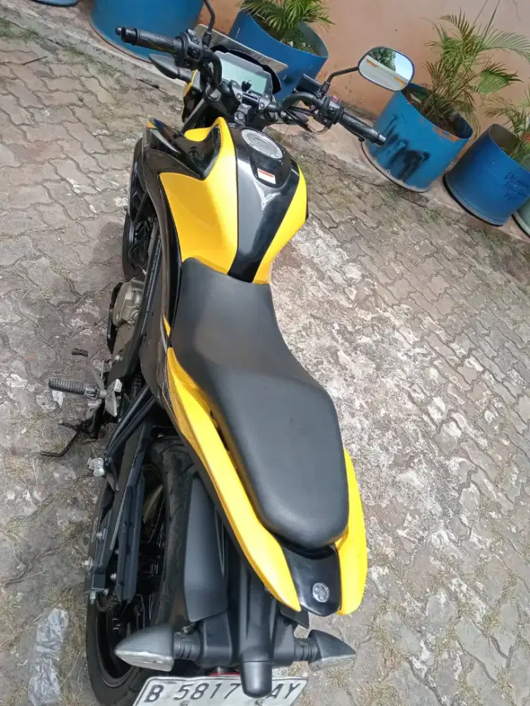 Dijual Motor Vixion Tahun pemakaian 2019