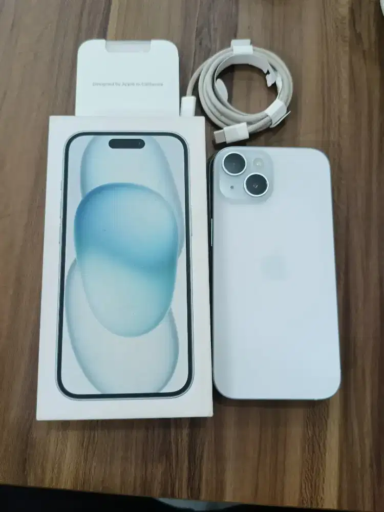 Dijual Iphone 15 128 GB Warna Blue PA/A.BarangMulus Oke Sekali
Fullset