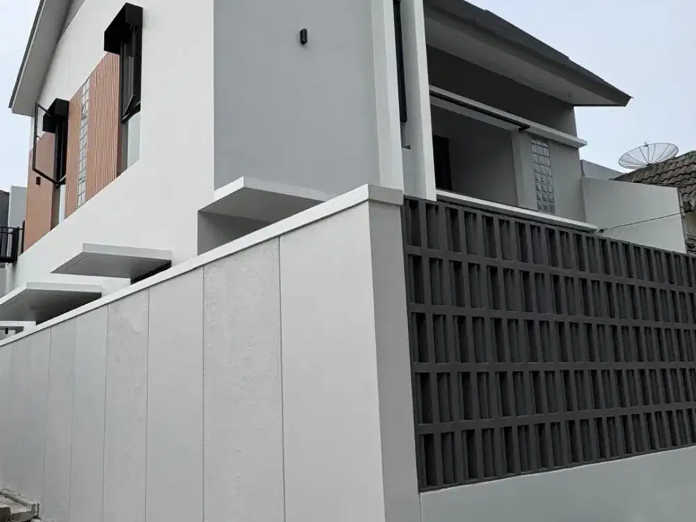 DIJUAL RUMAH DI KENCANA LOKA BSD