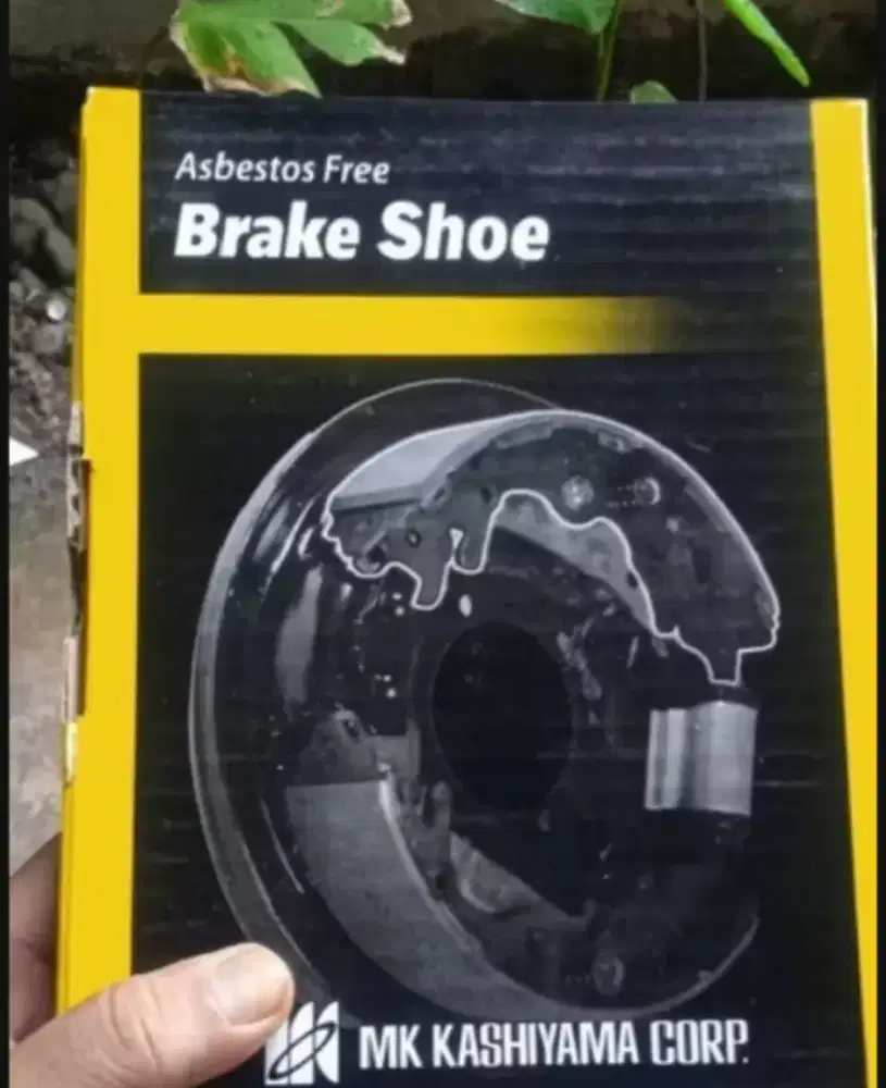 Kampas Rem belakang calya sigra brake shoe