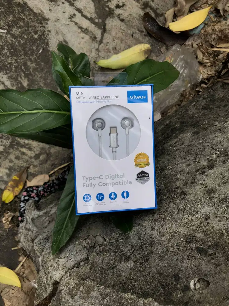 Vivan Q16 Metal Wired Earphone Type-C