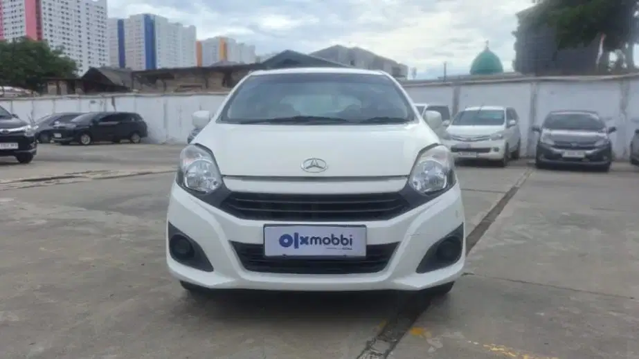 DP MURAH Daihatsu Ayla 1.0 M Bensin-AT 2018 Silver CKMGB