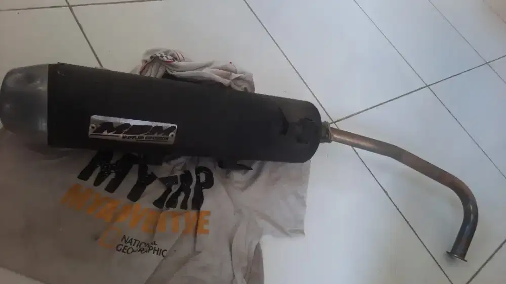 Knalpot muffler adem vario 125