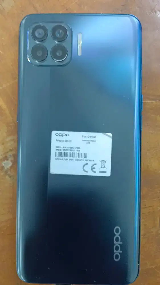Second oppo reno 4f ram 8gb internal 128 gb  mulus lengkap