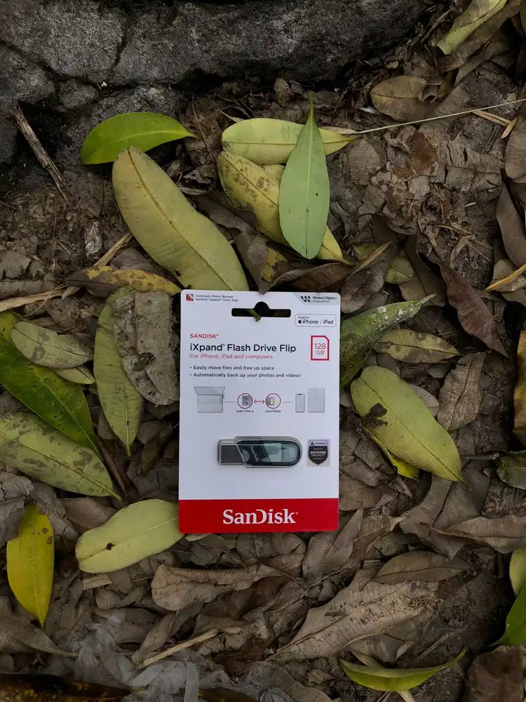 Sandisk iXpand Flip Flash Drive OTG Lightning 128GB
