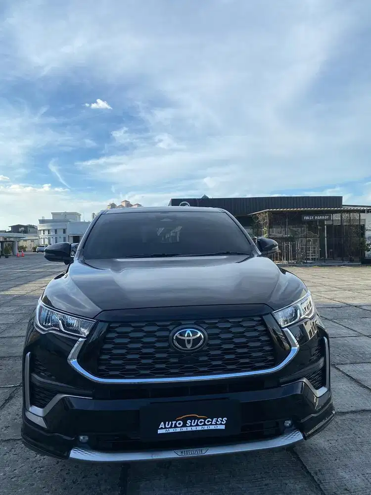 (Km Low 20ribu full ori)TOYOTA INNOVA ZENIX Q HYBRID MODELISTA 2023