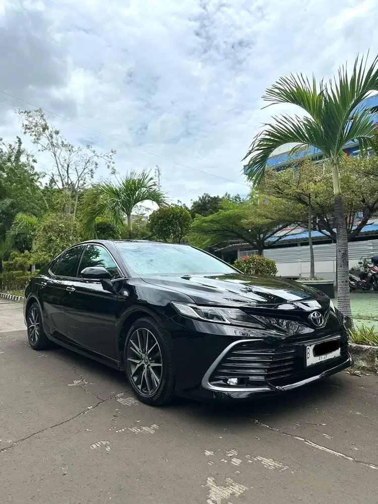 TERMURAH CASH Toyota Camry V Facelift 2021