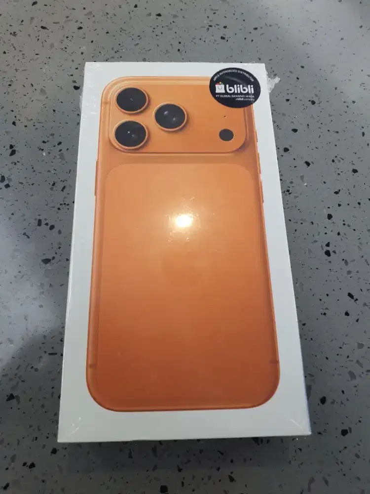Iphone 17 pro 512gb cosmic orange garansi blibli 2 tahun