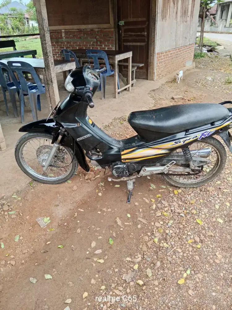 di jual satu unit honda Supra fit pajak mati kondisi bagus