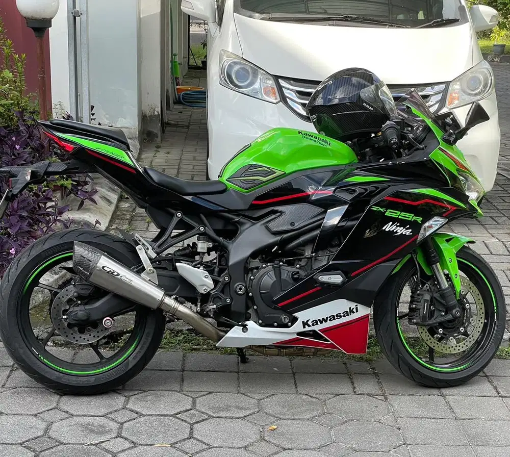 Kawasaki ninja zx25 2022 plat AB