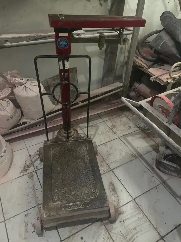 Timbangan duduk