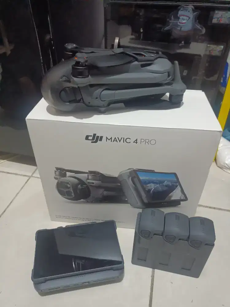 Dji Mavic 4 Pro Fly More Combo RC-PRO2