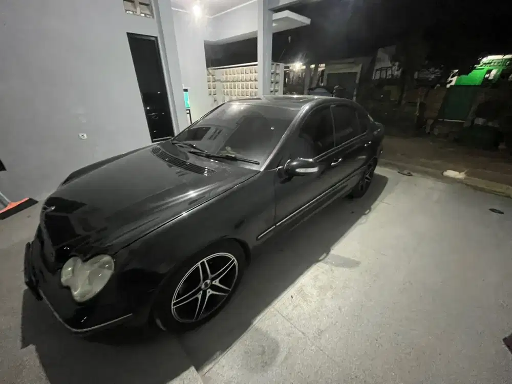 Mercedes-Benz C240 2003 Bensin