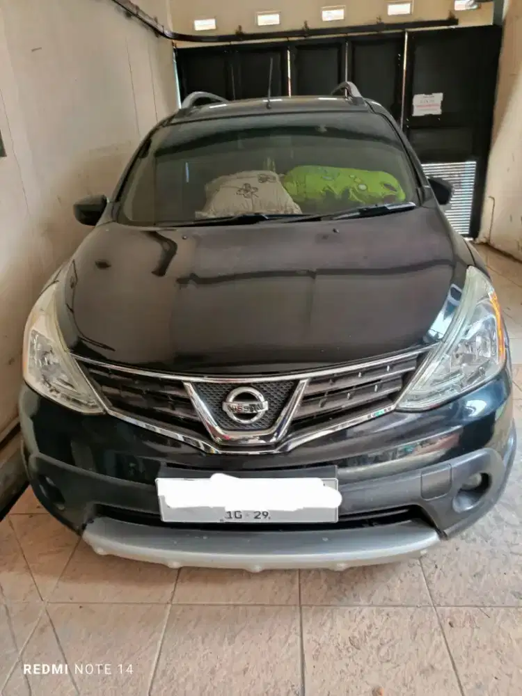 grand livina xgear th 2013 matic warna hitam