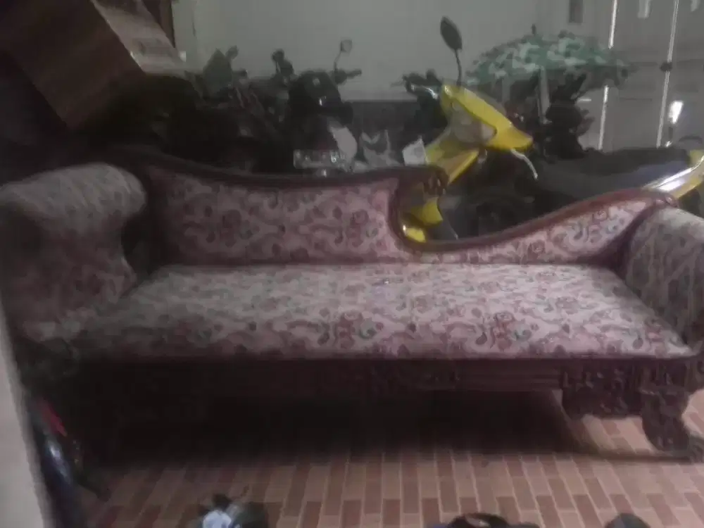 Sofa jati ukir tua