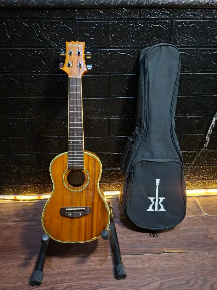 Ukulele Mitchell MU-100 Koa Concert Original