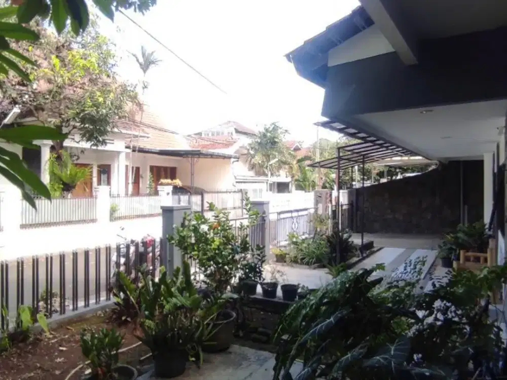 Jual Cepat Rumah Second Murah di turangga Lokasi Strategis Dekat Fasilitas Umum