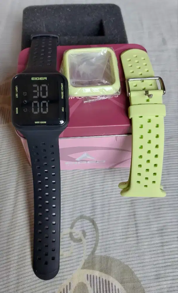 Jam murah merk Eiger mulus istimewa