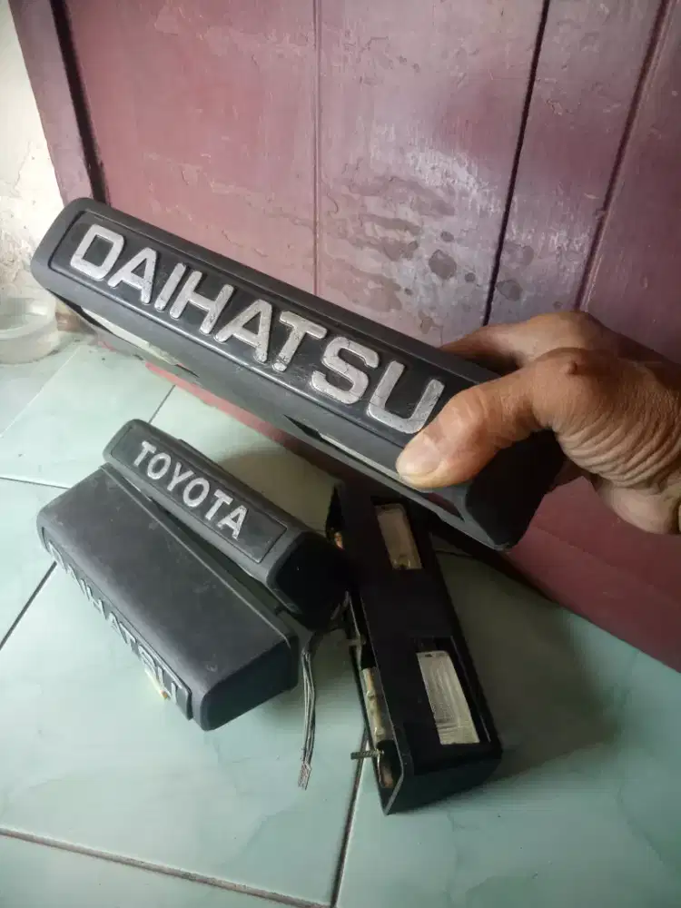 LAMPU PLAT NOMOR 4 BIJI TOTAL SEMUA 50 RIBU