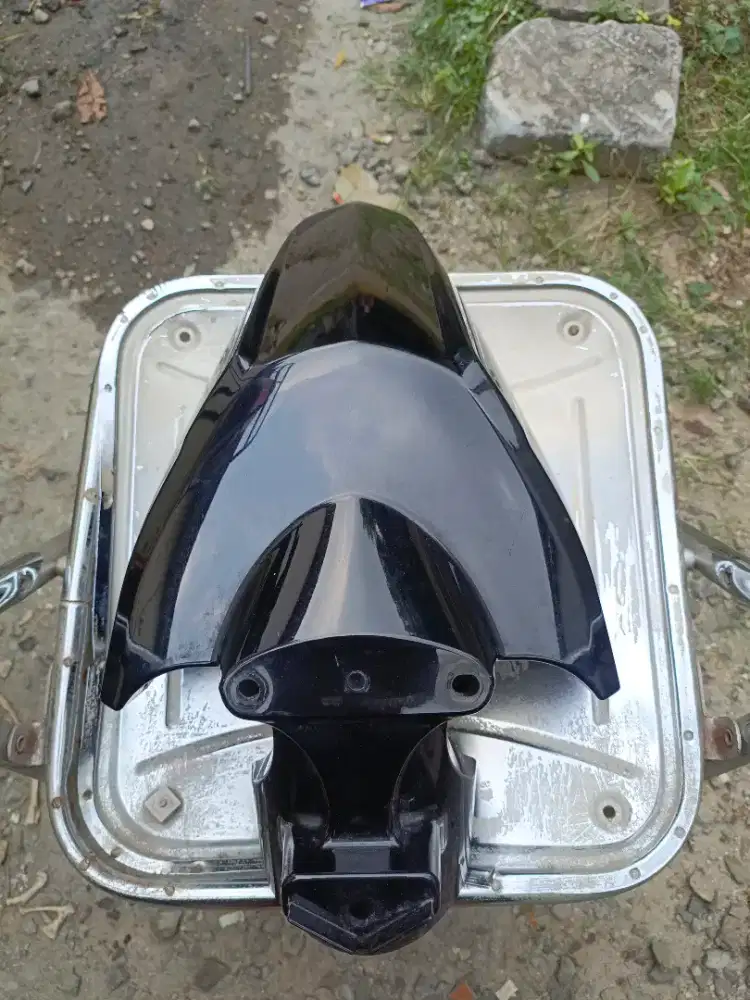 Spakbor depan Beat deluxe Gen 2