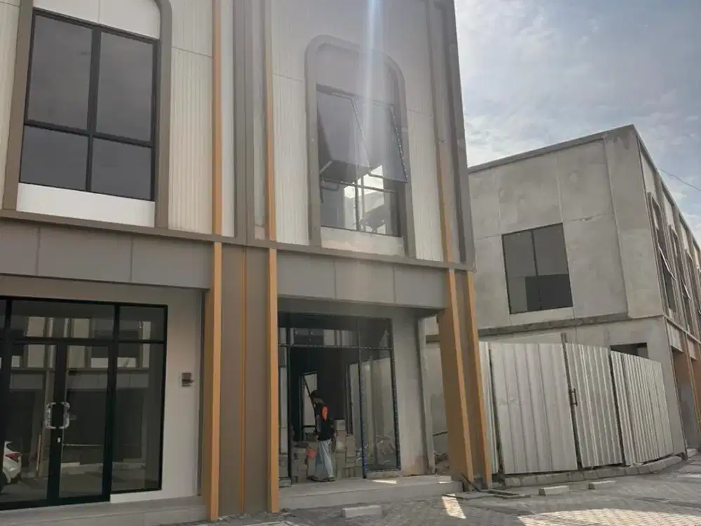 Ruko Illago Grande lokasi strategis dekat dengan area Komersil utama Gading Serpong.