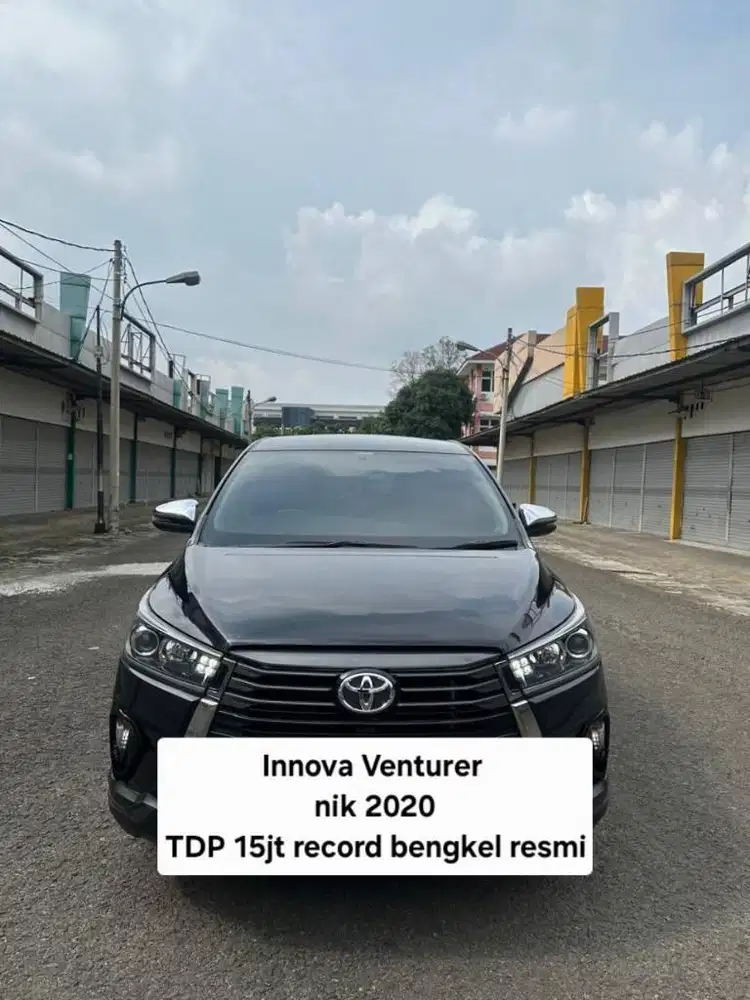 Toyota Innova Venturer 2020 matic tdp15jt  at 2.0 - 2021 hitam 2019 re