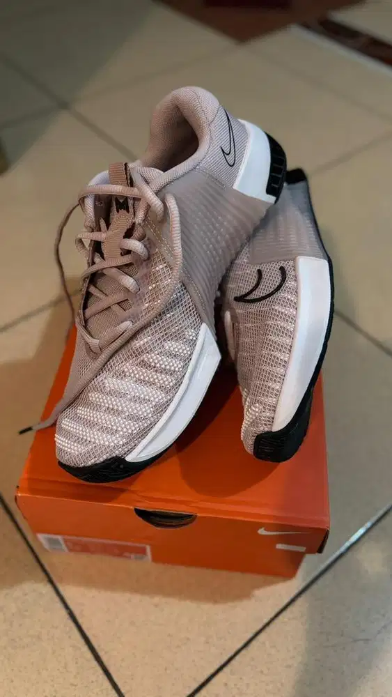 Nike metcon 9 like new