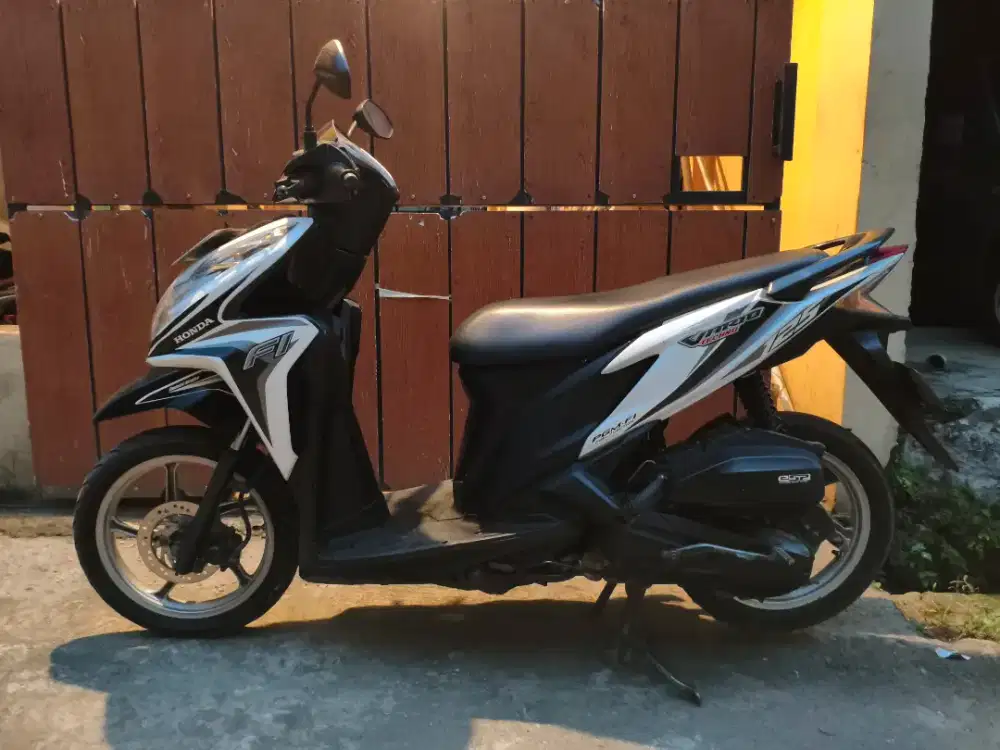 VARIO KZR 125 2012