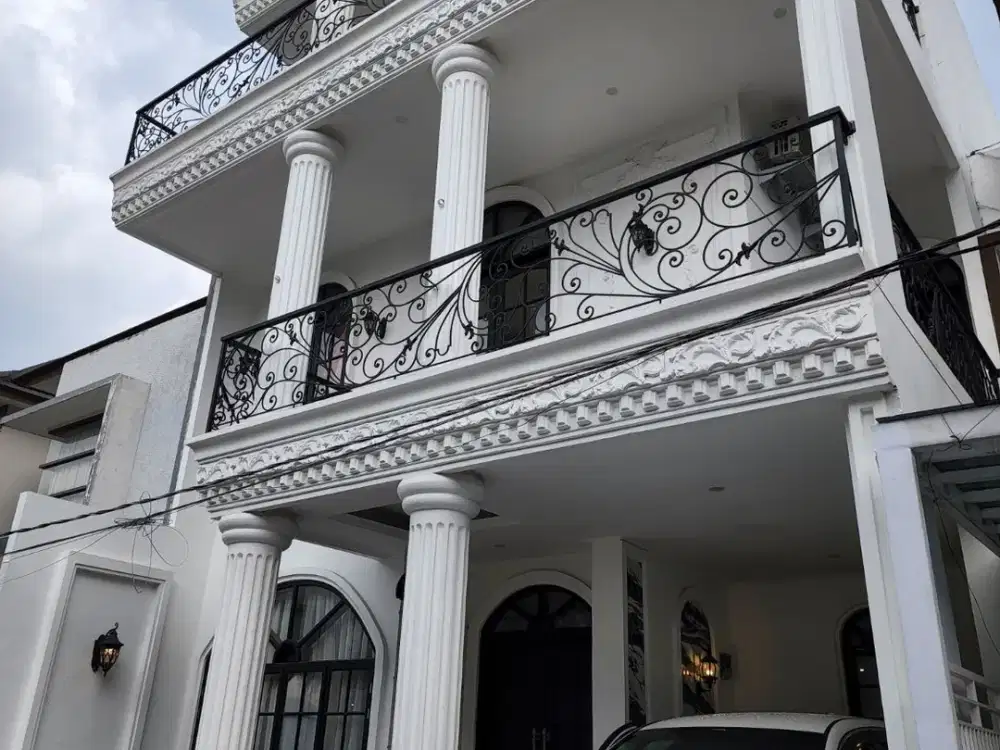 JUAL RUMAH MEWAH 3 LANTAI SIAP HUNI DI ANTAPANI LOKASI EKSLUSIF ANTAPANI  ,  BANDUNG