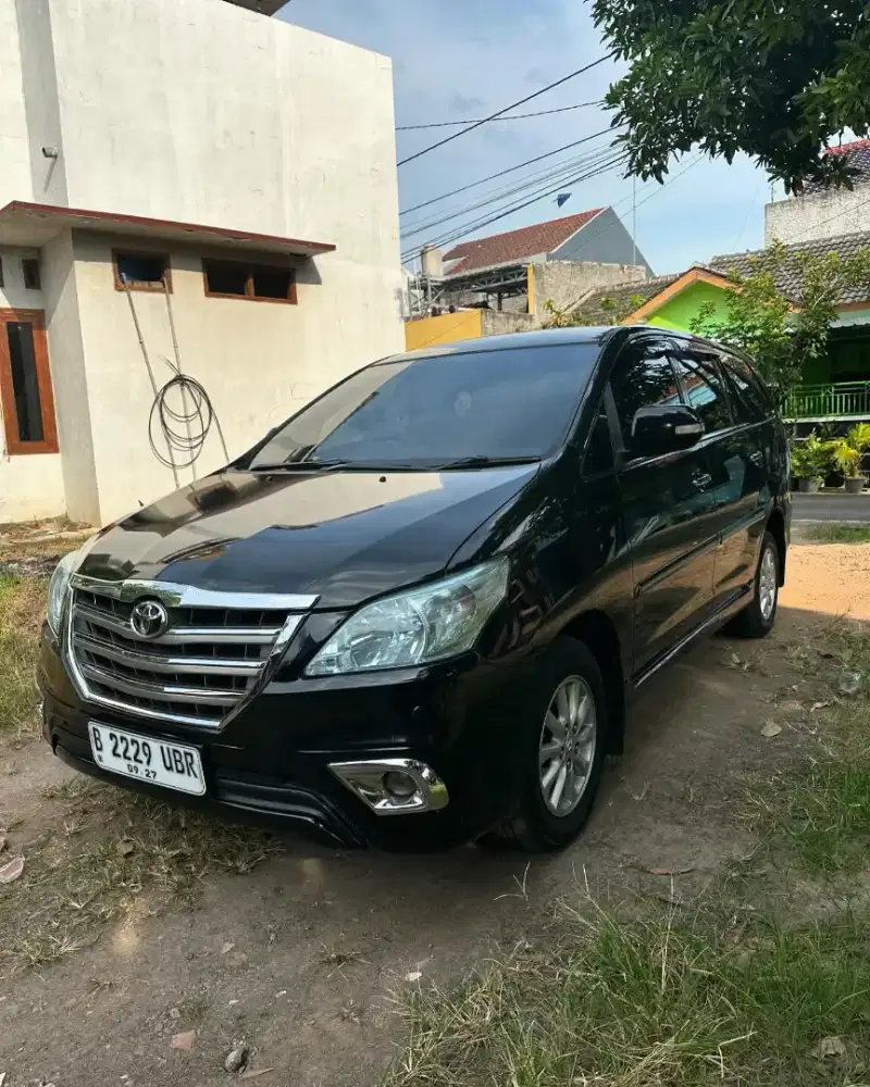 kijang innova v diesel 2012 matic