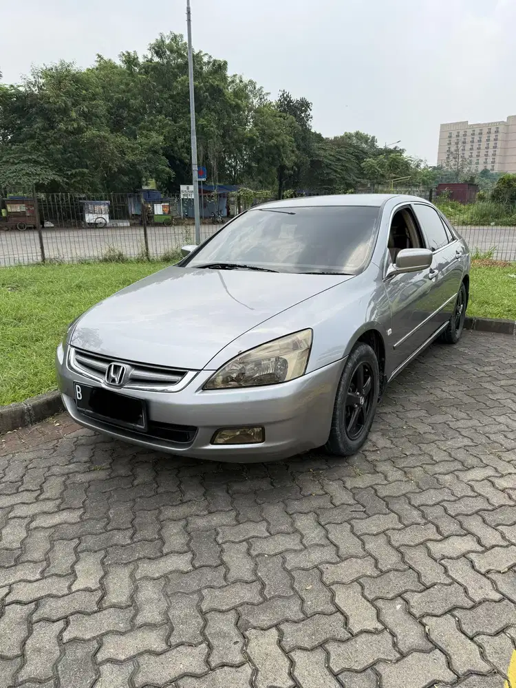 Honda Accord 2006 CBU MT Manual Abu KM 85 ribu