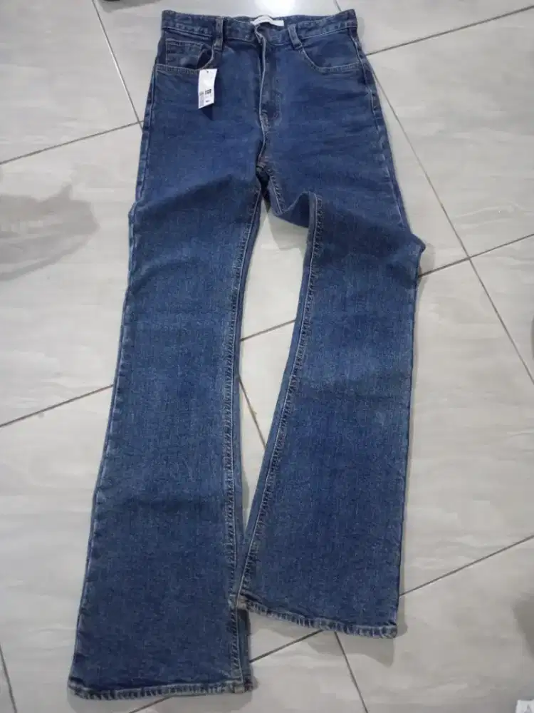 Celana Jeans Cutbray