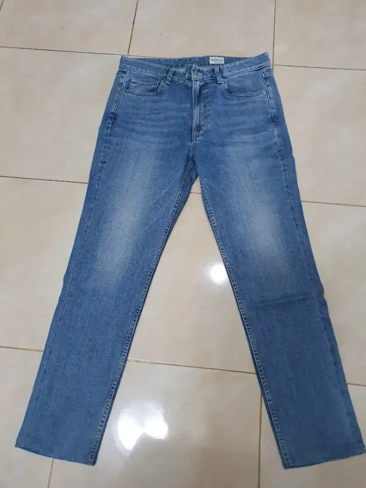 Modnine jeans s UK 31 slim