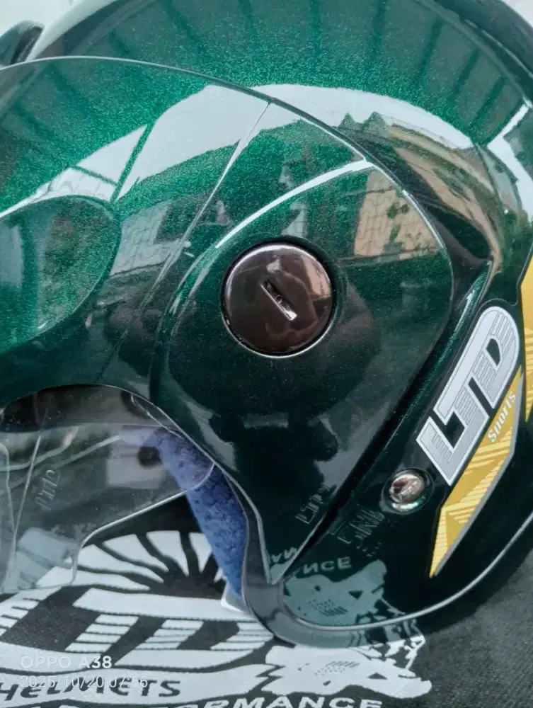 Helm Ltd sport hijau lumut striping baru oryginal