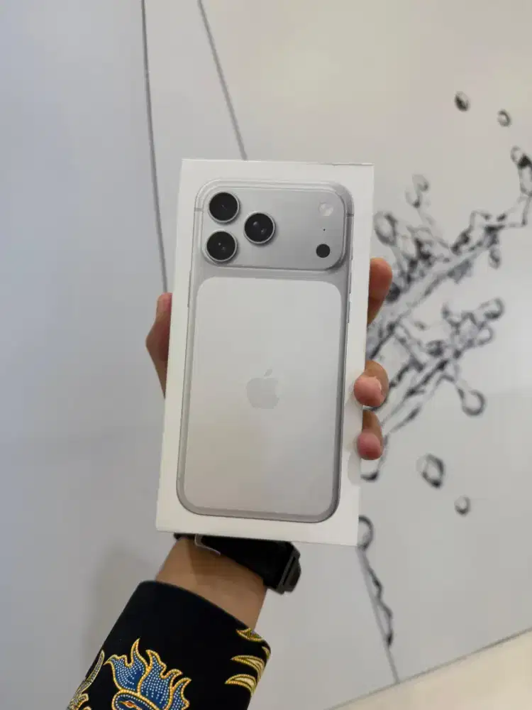 iPhone 17 Pro Silver iBox New