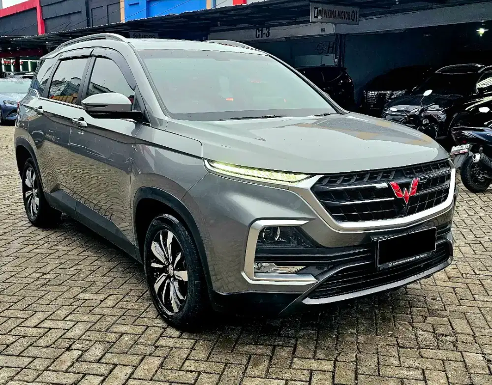 Wuling Almaz Exclusive Panoramic 1.5T AT Abu-Abu