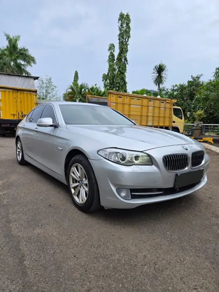 Bmw 520i 2012 F10 Tangan 1 Sunroof Dp murah