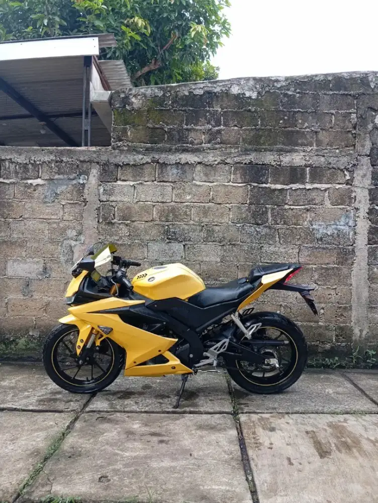 Yamaha R15 150cc Komplit