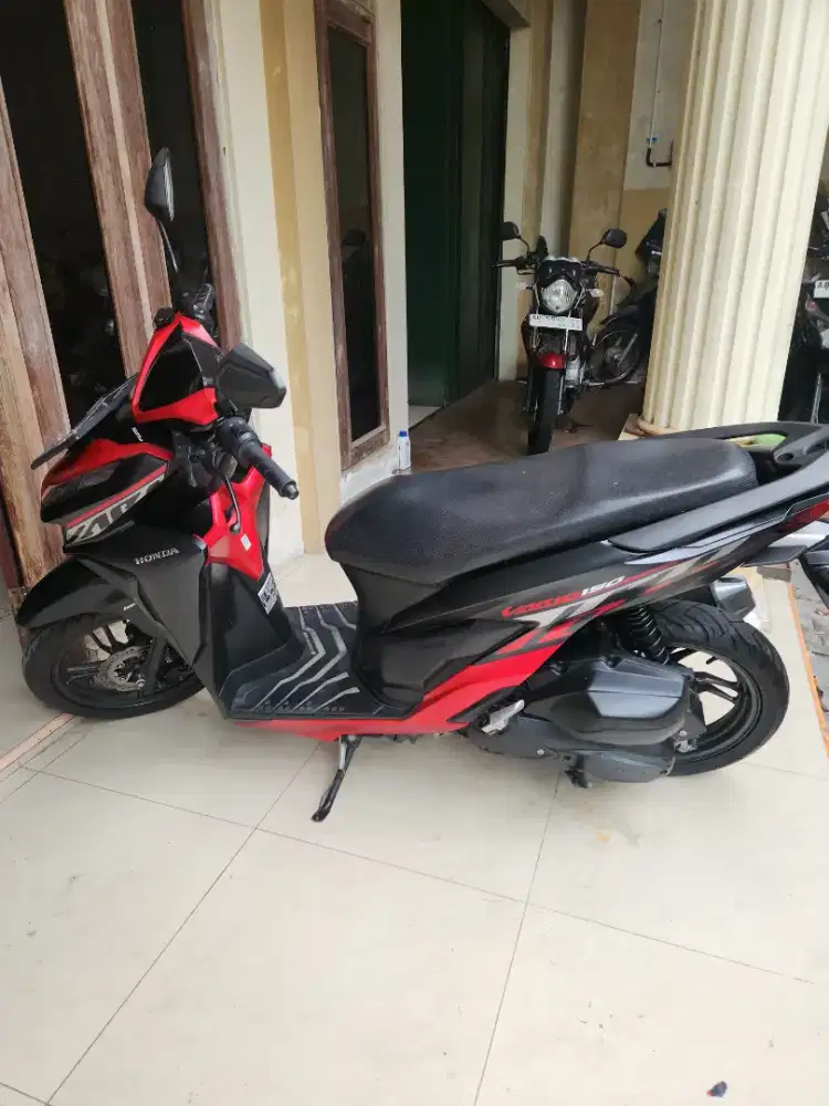 Vario 150 keyless merah hitam 2021 Gbm bisa tunai atau kredit