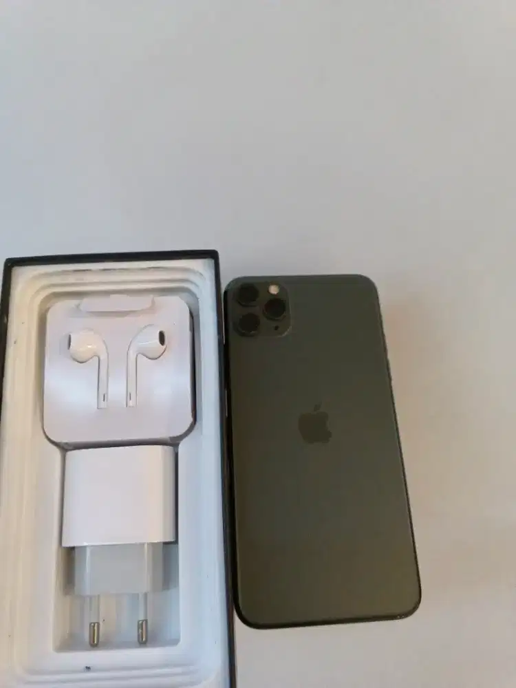 Iphone 11 pro max 256gb siap gs baruuu