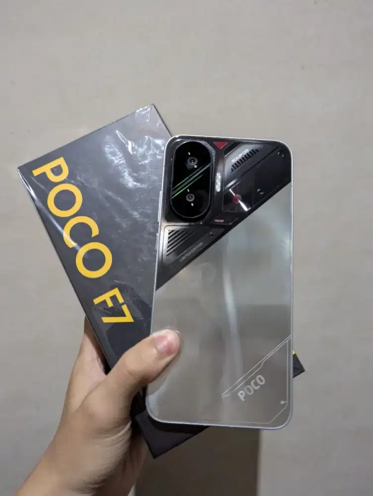 Poco F7 12/512.