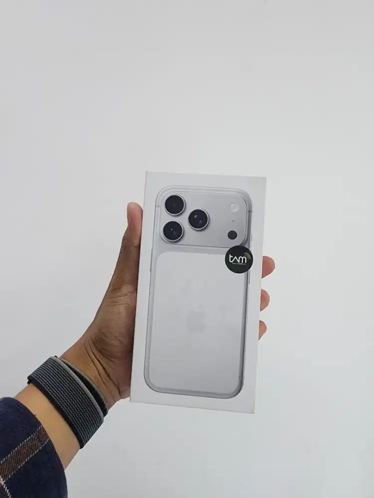 Iphone 17 pro warna kumplit