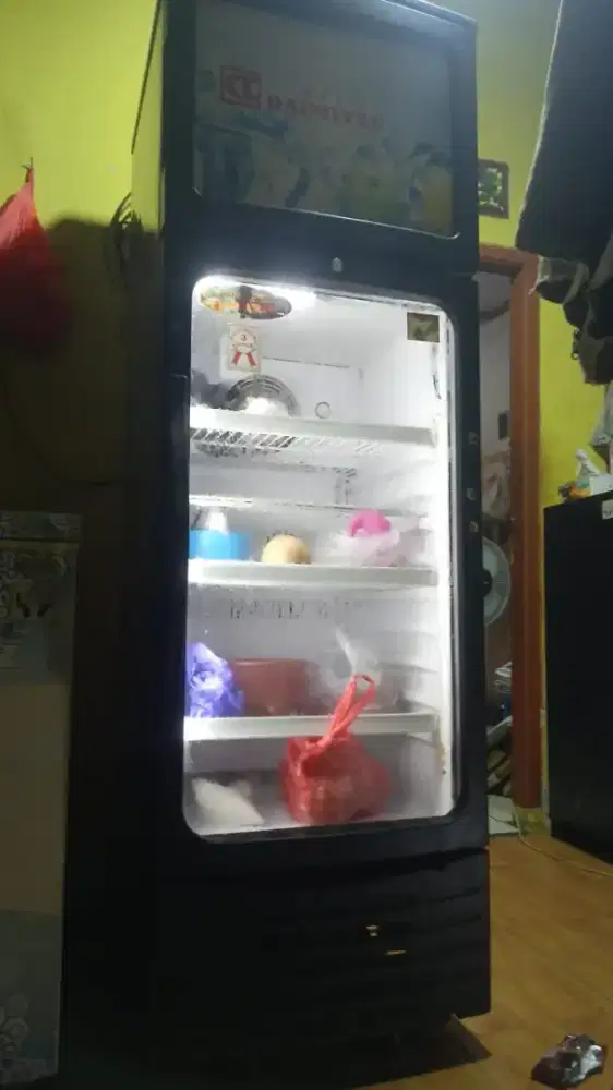 Jual freezer showcase daimitsu normal sangat